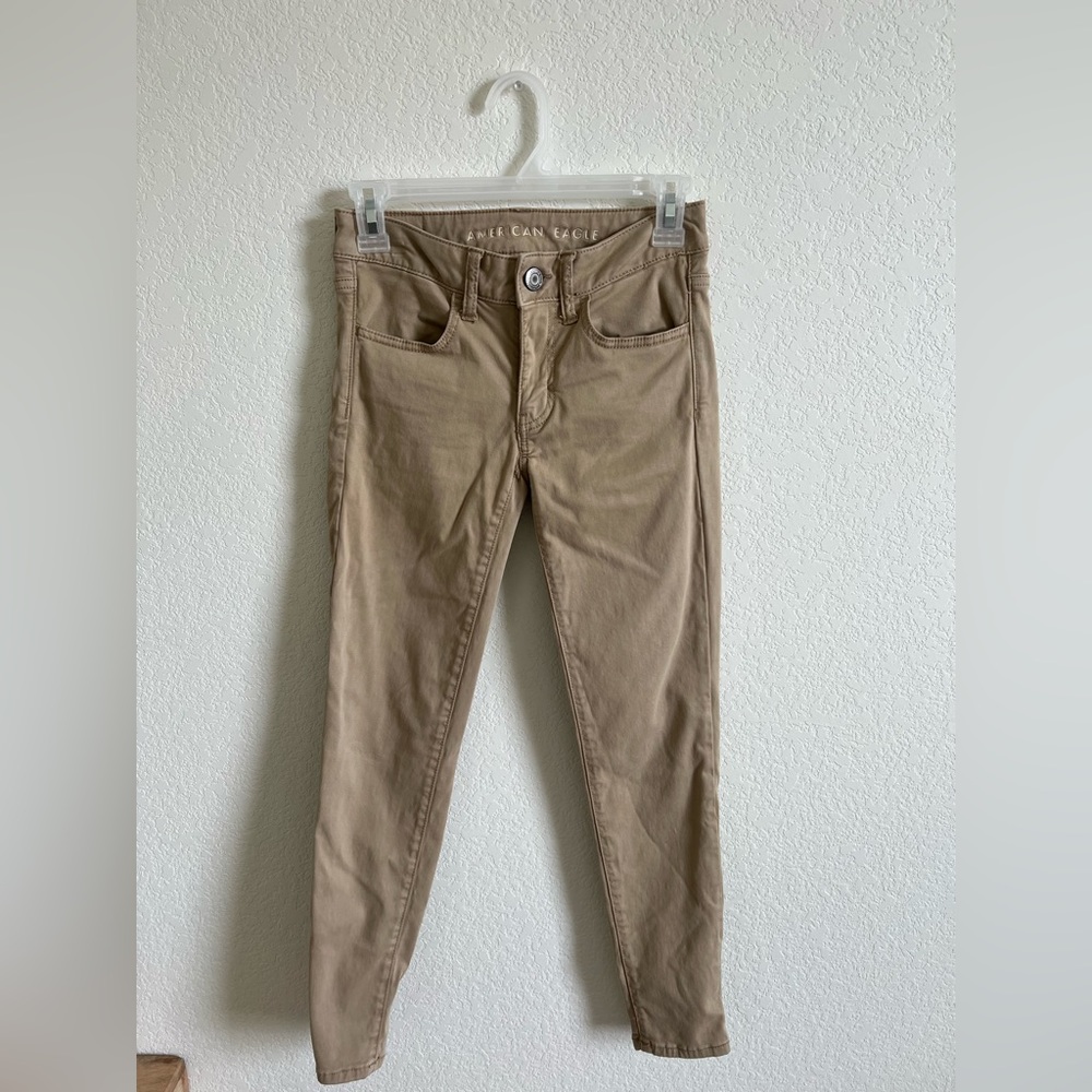 American Eagle Khaki Colored Jeggings